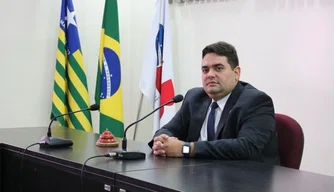 Advogado Marcos Vinícius