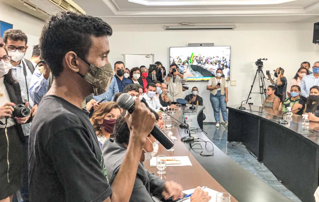 Entrega de cartões do programa cartão pró social