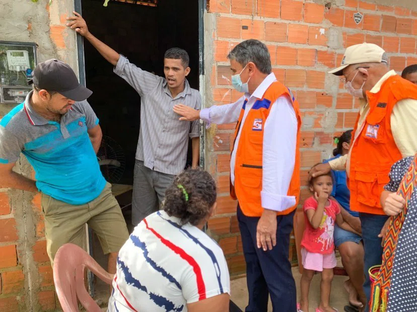 Governador Wellington Dias e Prefeito de Teresina Dr. Pessoa visitam áreas alagadas em Teresina