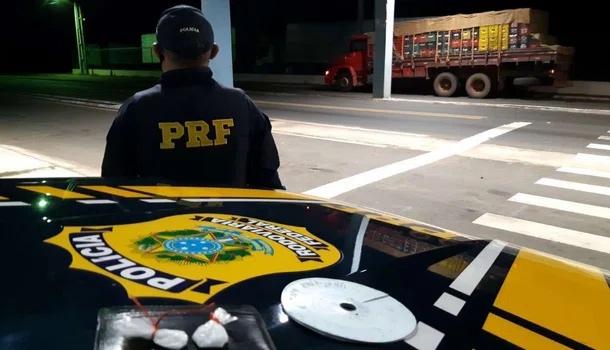 PRF-PI autua motorista por porte de droga em Valença do Piauí