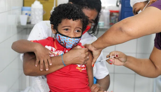 FMS abre agendamento para vacinar crianças de 11 anos sem comorbidades