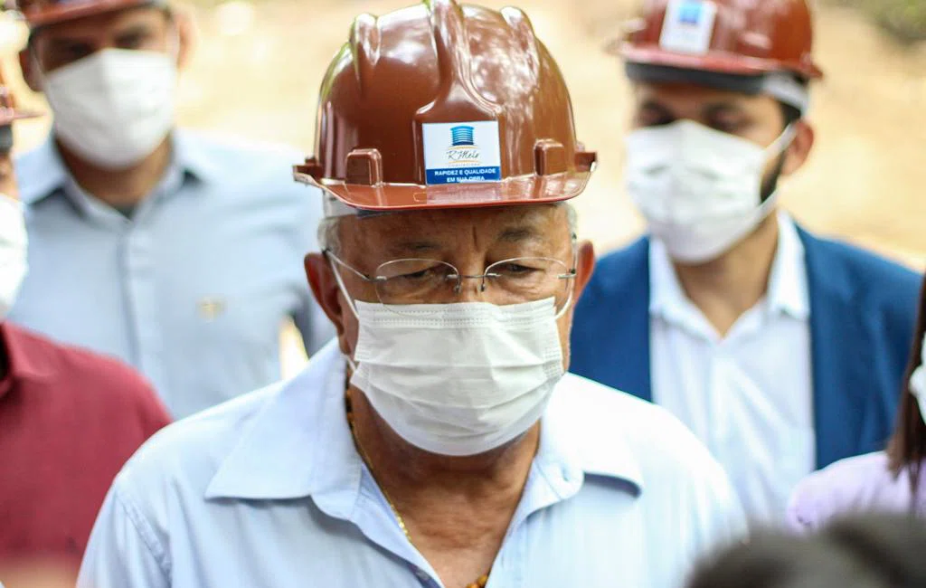 Prefeito de Teresina, Dr.Pessoa visita obra