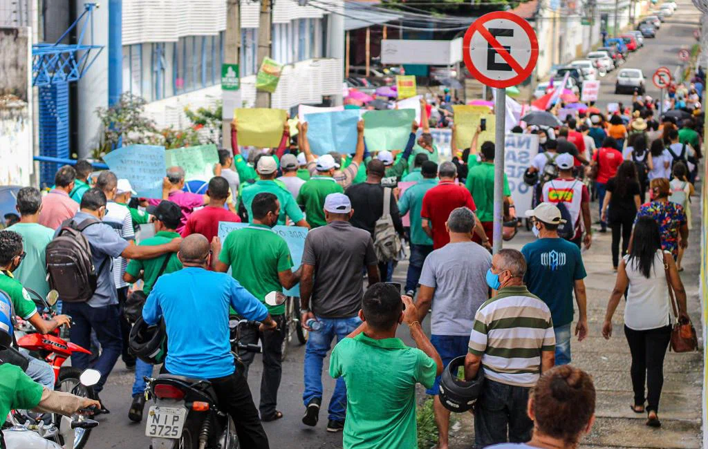 Manifestação dos trabalhadores da educação e do transporte