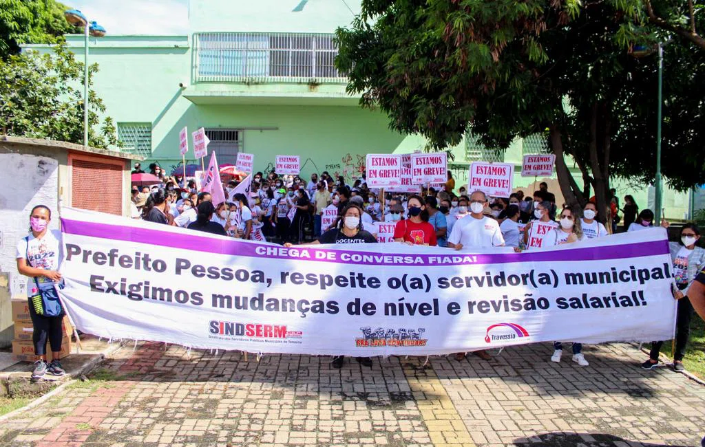 Manifestação dos trabalhadores da educação e do transporte