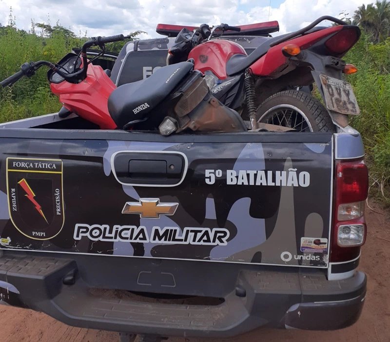Motocicletas apreendidas pela PM na zona rural de Teresina