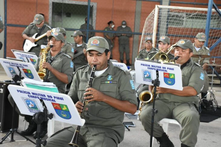 Evento em homenagem a Tiradentes e a Policiais Militares