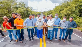 Governadora Regina Sousa inaugura obras de recuperação de estradas