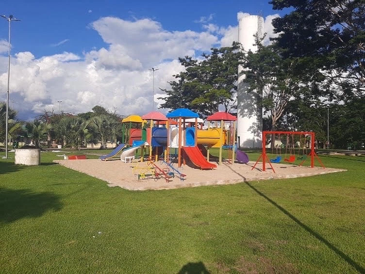 Playground instalado no Parque da Cidadania
