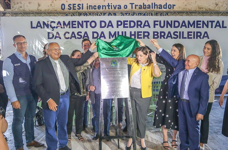 Prefeitura lança pedra fundamental da Casa da Mulher Brasileira em Teresina