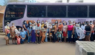 Ônibus Lilás com ações de combate à violência contra mulher