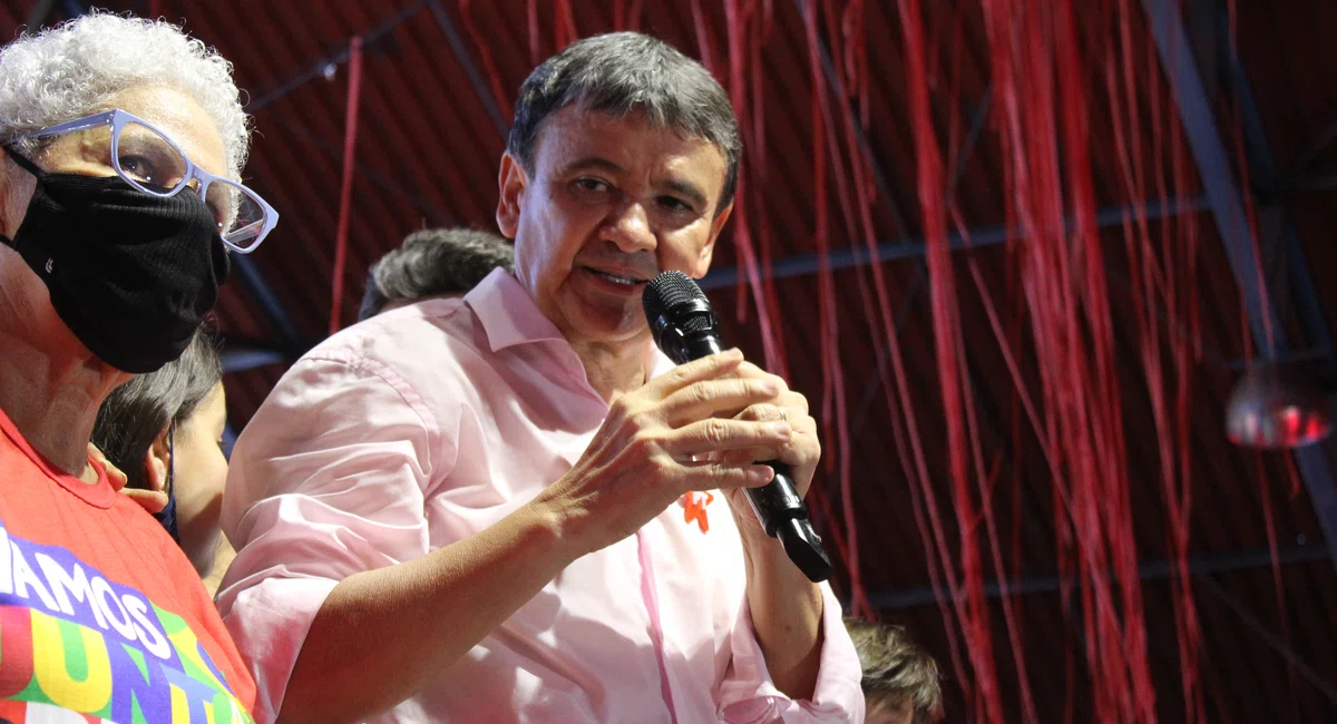 PT oficializa candidatura de Rafael Fonteles ao Governo