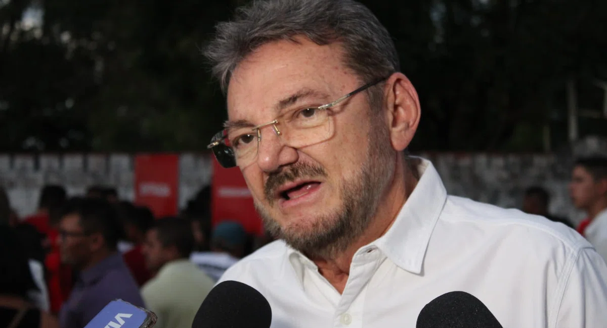 Candidato a deputado federal pelo Piauí, Wilson Martins (PT)