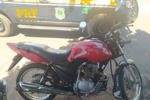 Motocicleta roubada no Ceará é recuperada pela PRF no Piauí