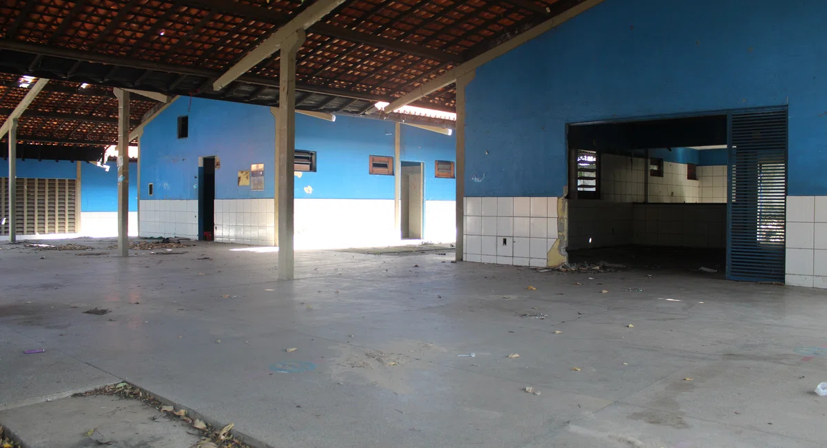 Centro de Convivência municipal está abandonado na Vila Bandeirantes