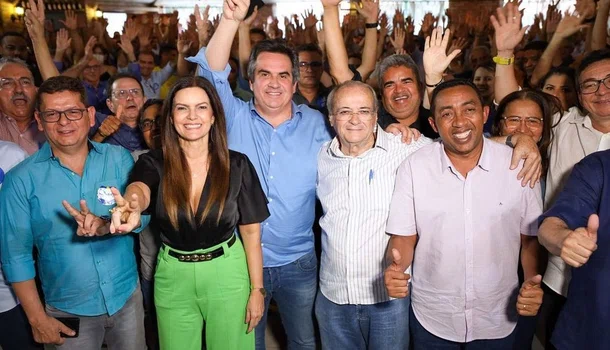 Ciro Nogueira faz reunião com prefeitos do Piauí para início de campanha