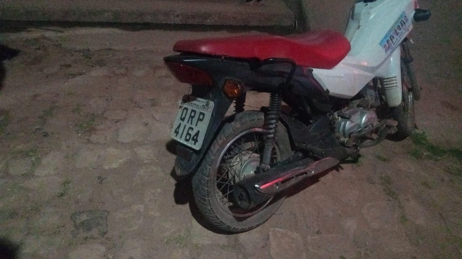 Moto roubada em Demerval Lobão.