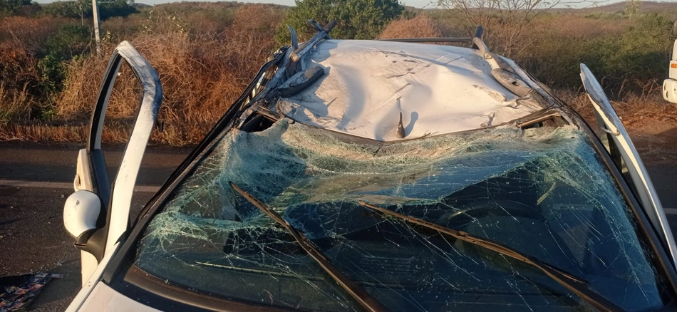 Acidente na BR 405 na cidade de Geminiano.