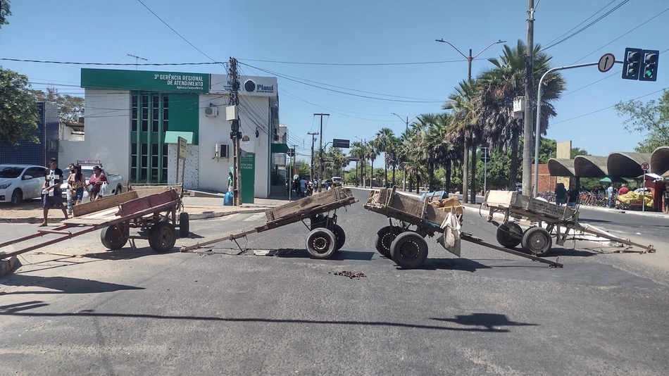 Protesto de carroceiros na Avenida Maranhão