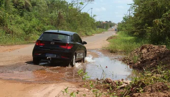 Obra inacabada na Av Dom Elder Câmara causa transtorno na zona Le