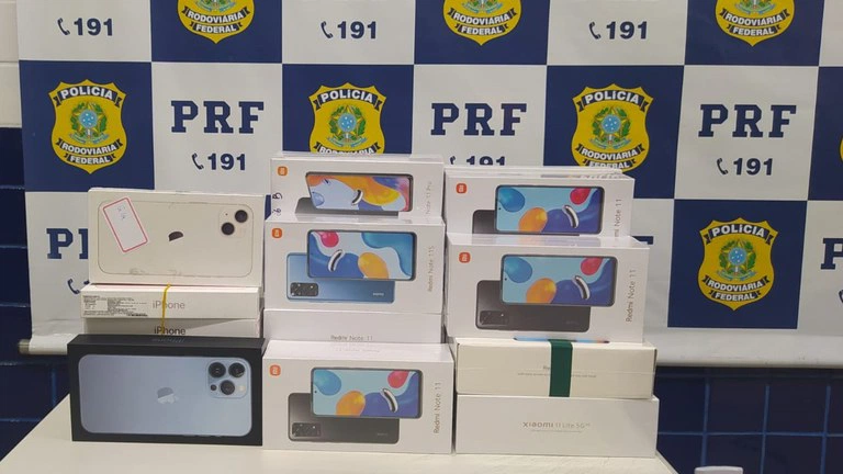PRF apreende 25 celulares importados ilegalmente em Floriano.