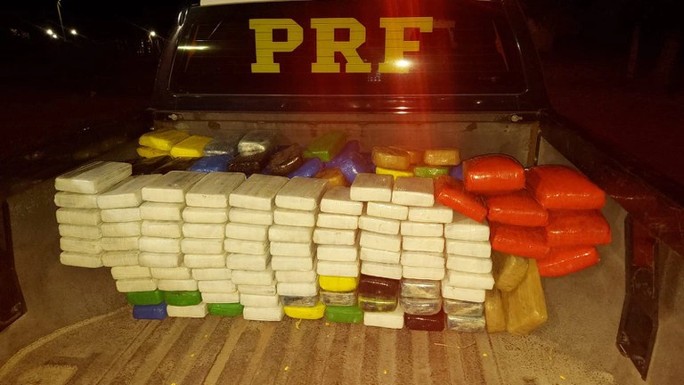 Drogas apreendidas pela PRF em BR 230 na cidade de Oeiras.