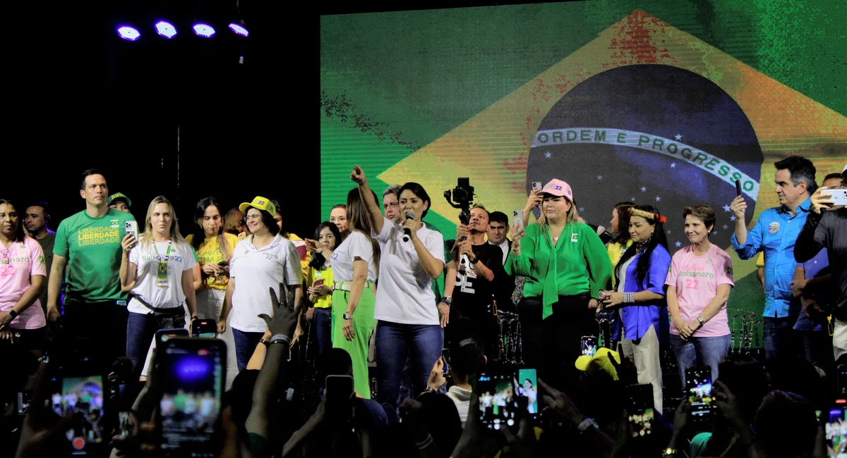 Primeira-dama Michele Bolsonaro visita Teresina