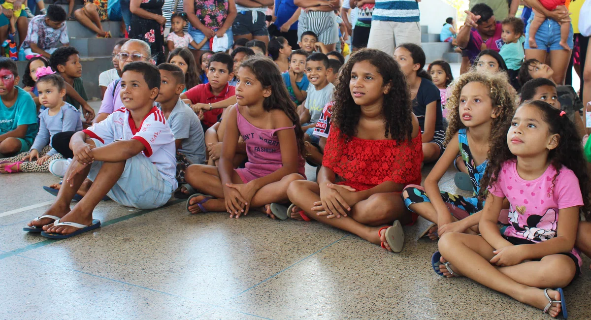 Dr. Pessoa visita lazer infantil na Santa Maria da Codipi