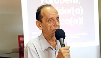 Prefeito do município de Antônio Almeida.