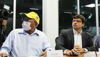Dr. Pessoa visita obra do Mercado do Peixe