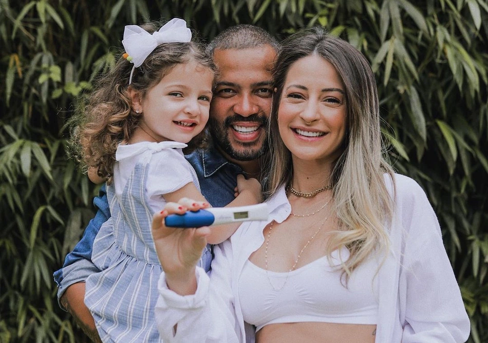 Projota anuncia gravidez do segundo filho, Otto.