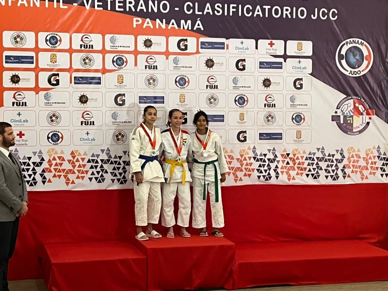 Atleta piauiense ganha medalha de ouro em campeonato de judô no Panamá.