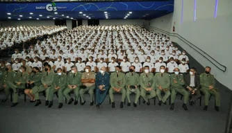 Polícia Militar apresenta aula para aprovados em concurso no Piauí.