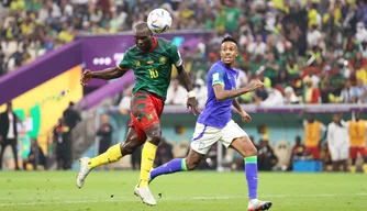Camarões vence partida contra Brasil
