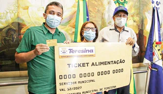 Prefeitura de Teresina contempla 16,5 mil servidores municipais com auxílio-alimentação