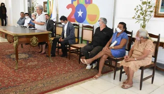 Governadora certifica mestres da cultura como Patrimônio Vivo do Piauí