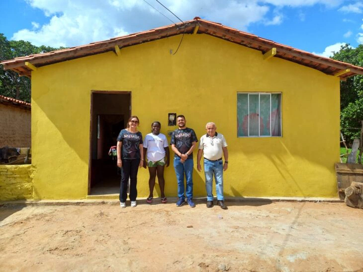 ADH entrega moradias para comunidades quilombolas