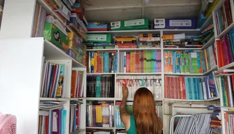 Feira de livros no Fripisa