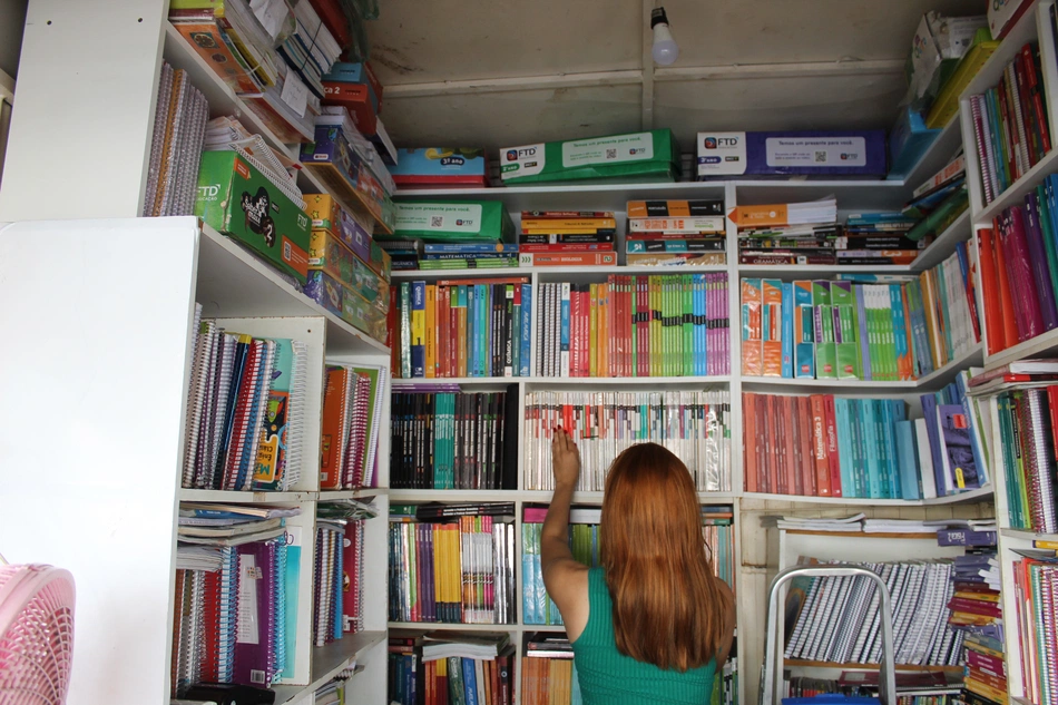 Feira de livros no Fripisa