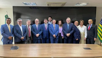 Florentino Neto participa de reunião com ministro Wellington Dias
