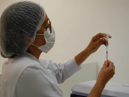FMS alerta para necessidade de vacinar meninos e meninas de 9 a 14 anos contra HPV