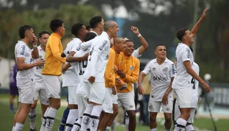 Santos bate Falcon e se mantém vivo na Copa São Paulo de Futebol Jr