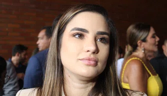 Bárbara Soares