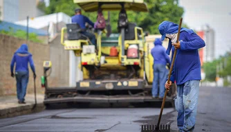 Asfalto na zona Leste de Teresina