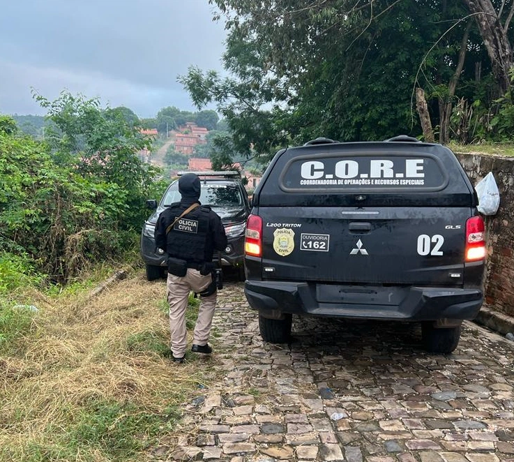 Apreensão realizada na Vila irmã Dulce em operação da Polícia Civil do Piauí.