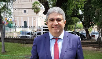 Secretário de estado da saúde do Piauí, Antônio Luiz