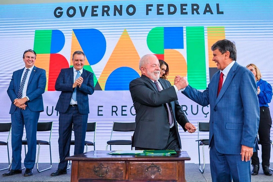Lula em solenidade que marcou retorno do Bolsa Família.