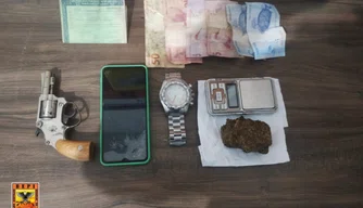 Polícia Civil prende acusado de latrocínio com arma e drogas em Esperantina.