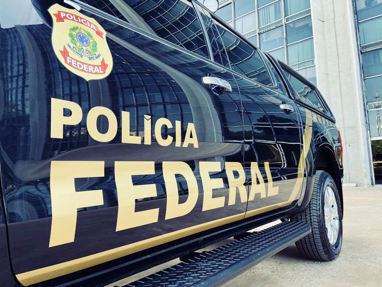 Polícia Federal viatura.