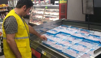 igilância Sanitária fiscaliza estabelecimentos que vendem produtos da Semana Santa