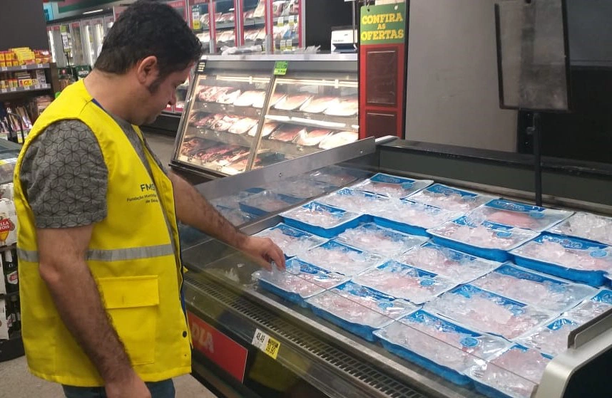 igilância Sanitária fiscaliza estabelecimentos que vendem produtos da Semana Santa